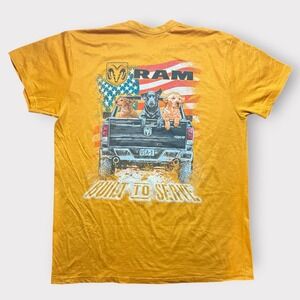Ram Trucks Built to Serve Graphic Tee Mens Large Mustard Yellow Dogs USA‎ Flag